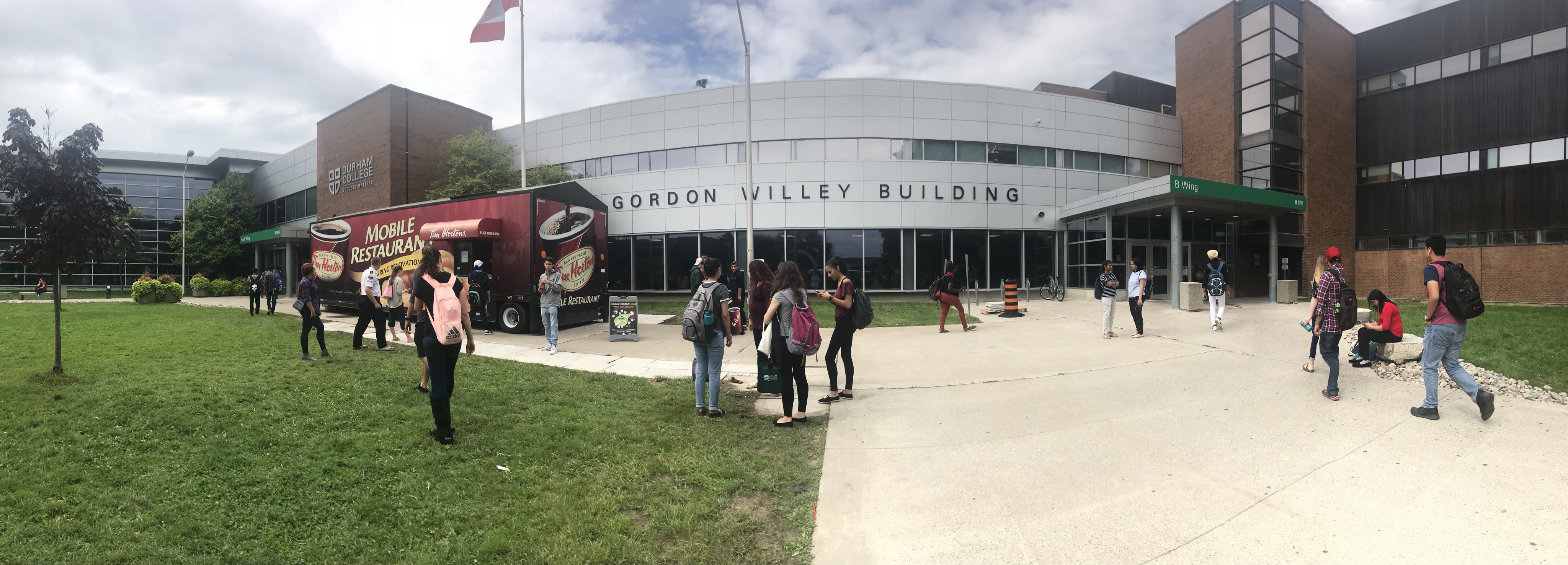 Durham College - Student Services BLDG - Tim Hortons