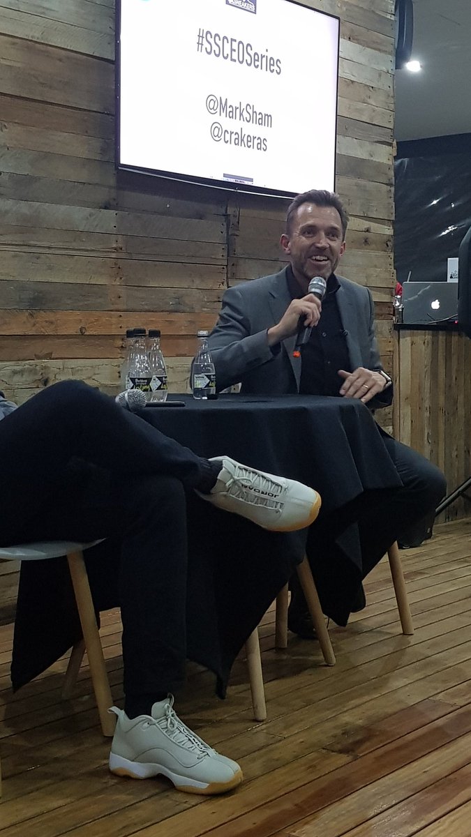 stephensmith_iq's tweet photo. We are standing in possibility in South Africa. There is no boundary to our potential! Adam Craker CEO IQbusiness at Suits and Sneakers  CEO Series. 

#ssceoseries 
#crakeras
#iqbusiness 
#PowerUp10thWin https://t.co/2w2qdo43p0