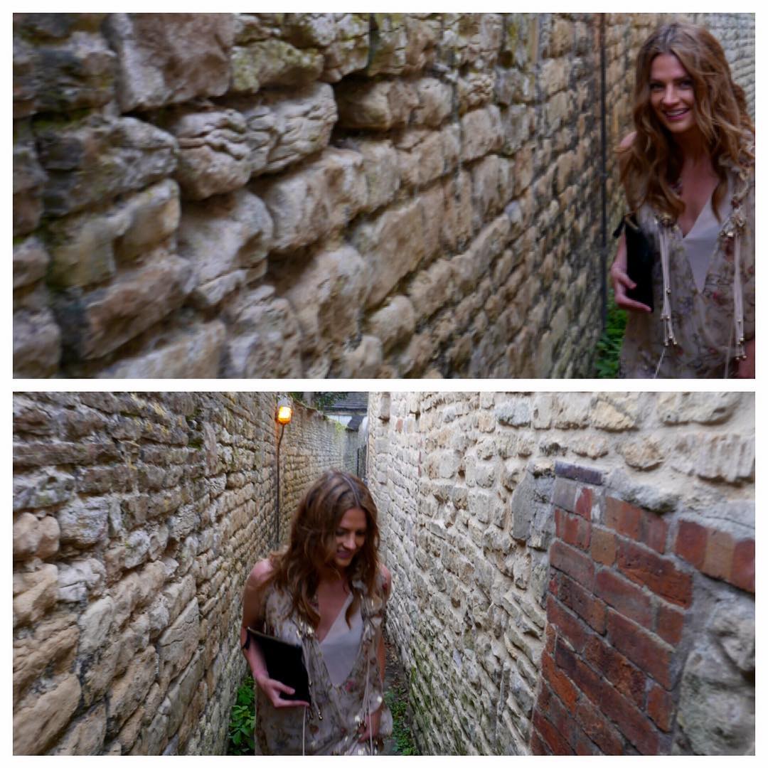 stana_katic_fr's tweet photo. #TBT
 2 years ago #StanaKatic posted this pic on Ig
" Part 2. The morning after the evening before. 😴
#GBMyWay #InTheShire #EnglishCountryside "
https://t.co/RDPatwjLeo https://t.co/NNXHsG7rYV