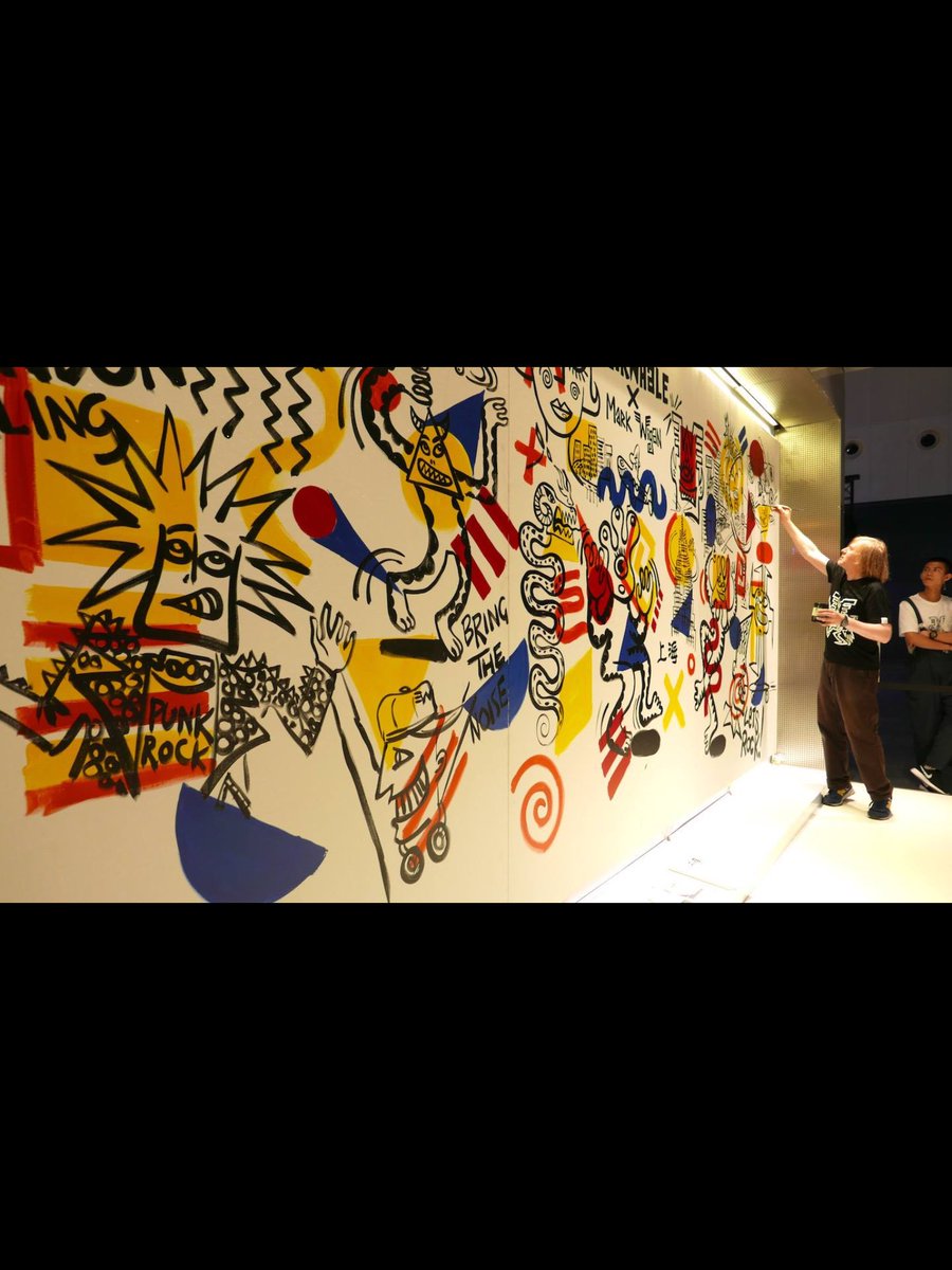 markwigan's tweet photo. Painting on canvas at Yohood 2018 in Shanghai to promote my latest street fashion collection Fairwhale X Mark Wigan #urbanart #yohood #shanghai https://t.co/LNIWybcpe1
