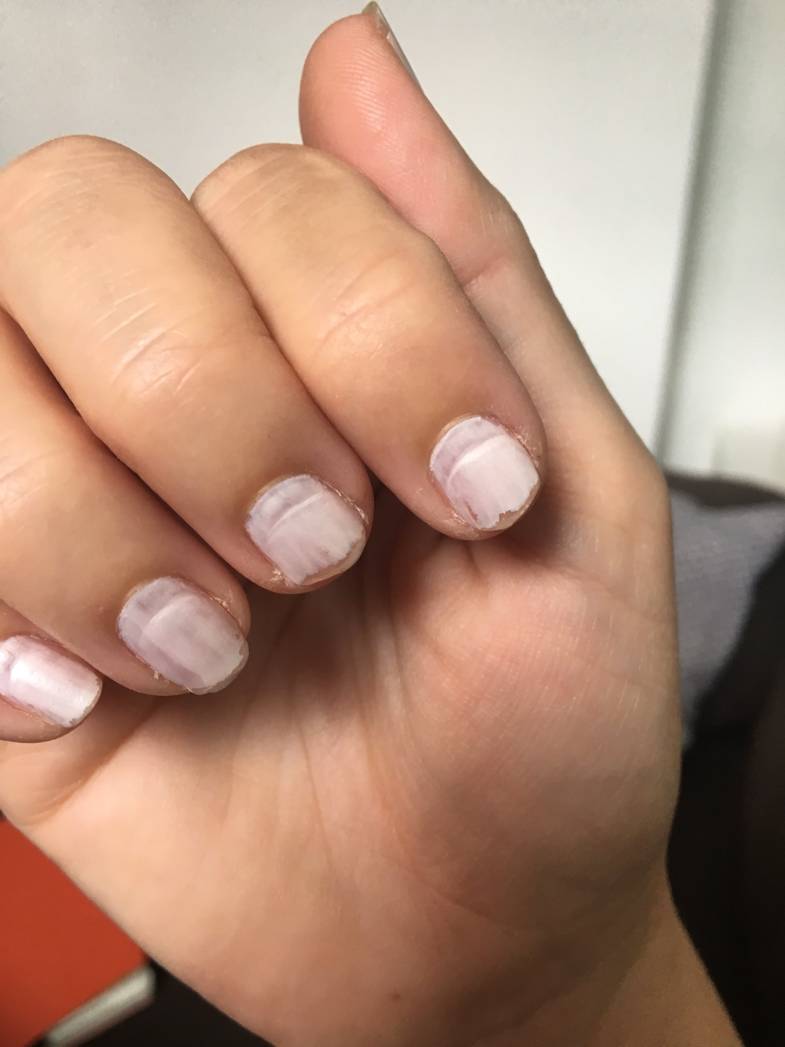 nail colors that make you look tan