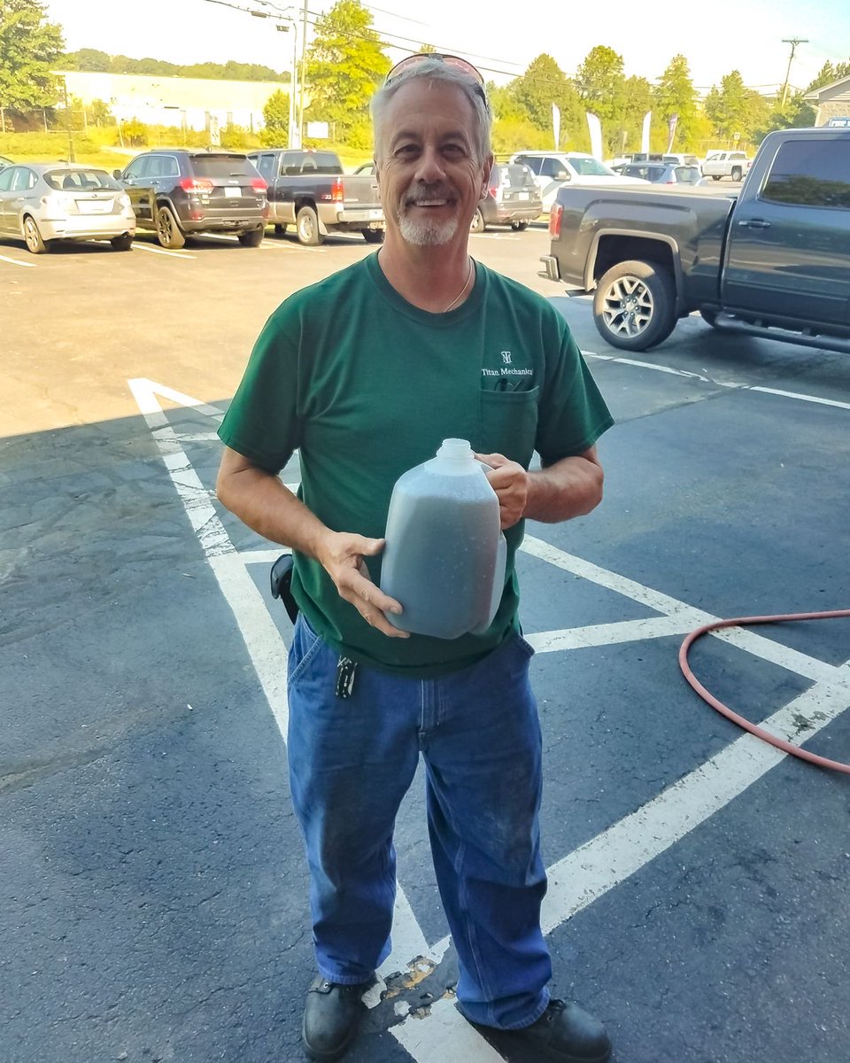 HTGSupply's tweet photo. Our boys in #Portland are brewing up a storm - stop into your local #HTGSupply before the end of the day and pick up your free #TerpTea sample, up to two full gallons!
#summer #garden #gardening #growers #growlife #goodlife #rootsorganics #urbangarden #growyourown #plants https://t.co/DS3NKU1G7V