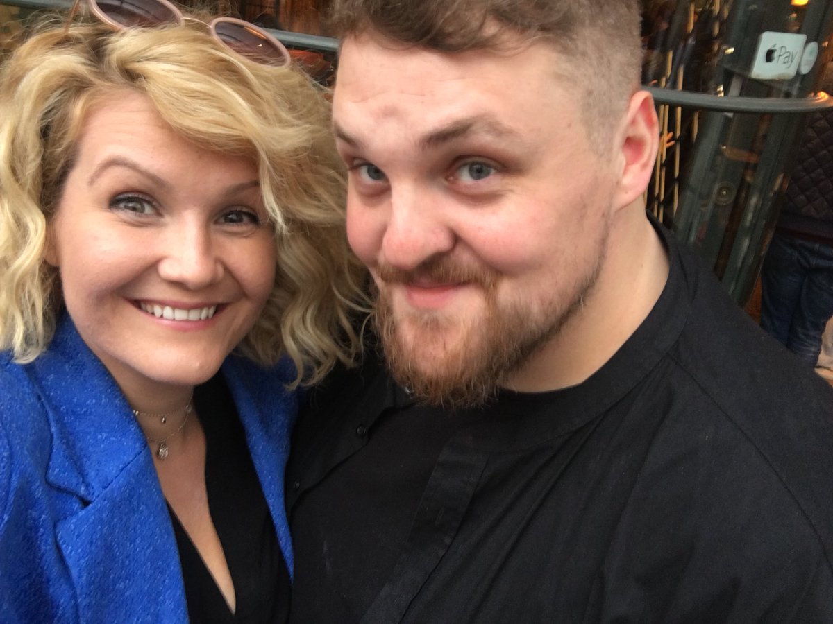 JosieBrightwell's tweet photo. Long overdue catch up with Ju Ju @JulianHoult23 ❤️ https://t.co/f4omaDltdo