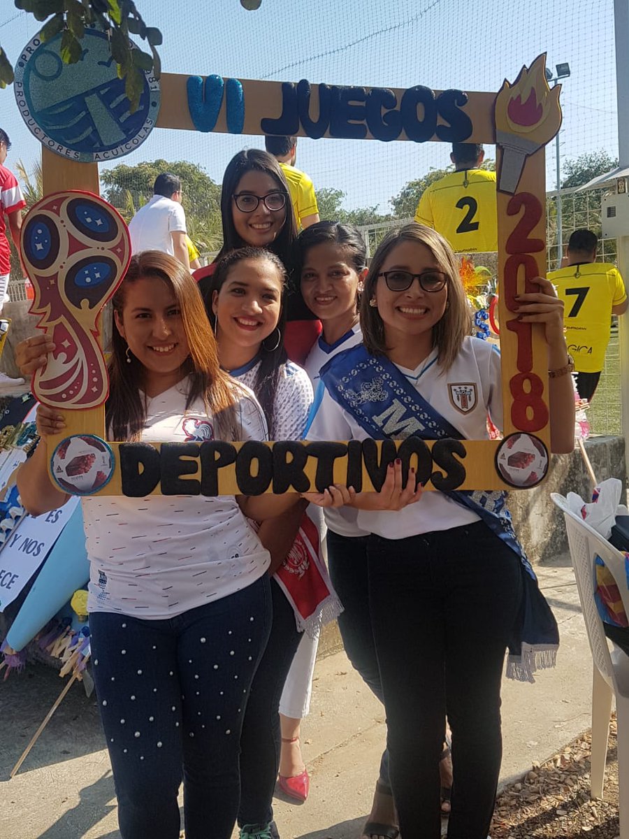 mvacasm's tweet image. ¡Lo hicimos nuevamente! VI Juegos deportivos #Produmar 2018 #JDPrd2018 #Mundialistas #Valores pancartas con material de #reciclaje creatividad GRACIAS TOTALES