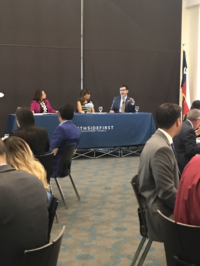 TAMUSanAntonio's tweet photo. #OnAMission: “Our faculty stand prepared to help our students be successful.” -@PrezMatson during today’s #EconomicExchange luncheon hosted by @SouthsideFirst https://t.co/7BmHiBHdQo
