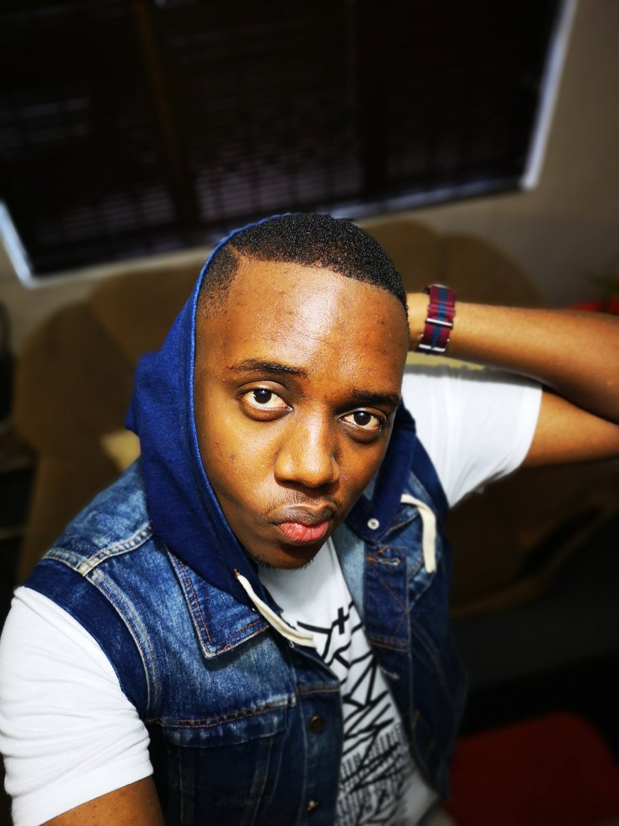 Thabane_Chamane's tweet photo. I just want to be #Happy
I just want to be #Free
I just want to be #Me
#HairCut
#NewMe
#HappyMe
#StrongMe
#BoldMe
#Me https://t.co/XejXYMaw0K
