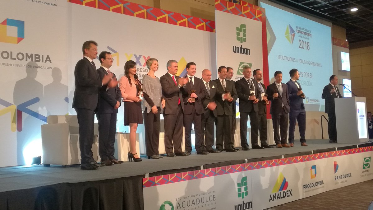 juandicanog's tweet photo. En #congresoanaldex Los ganadores del Premio Nacional de Exportadores @AnaldexColombia @PROCOLOMBIACO 2018 Agp Colombia @NativaProduce @Kahai_oil A&amp;A Solutions @Ruta_N @Portafolioco @CanalRCN https://t.co/DB7iDnEOYP