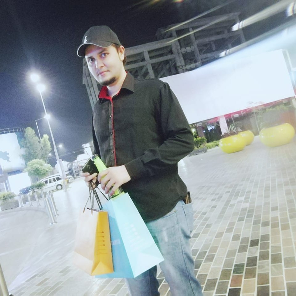 MobusharChohan's tweet photo. #NewProfilePic https://t.co/aR1wgAtEWa