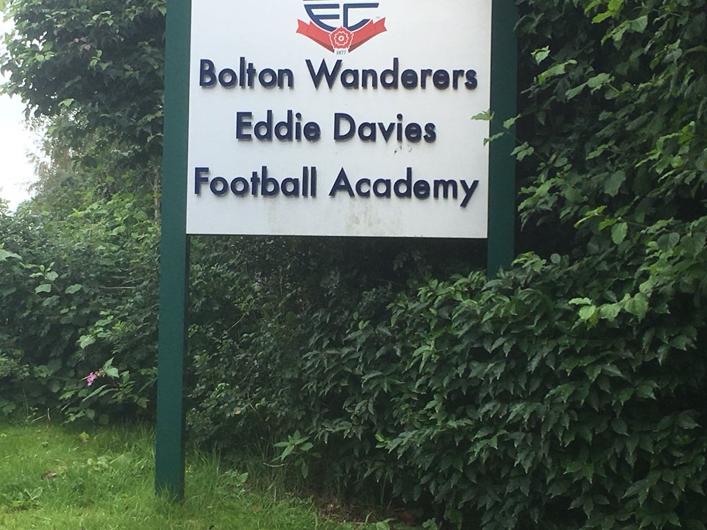 groundhobbler's tweet photo. Bolton u18s 3 v 1 Crystal Palace u18s @ Eddie Davis Academy. U18s premier development league. Pleasant afternoon at the footy #groundhopp @sideburnbobclub @pastijones @Gareth19801 https://t.co/0tid8BCX2A