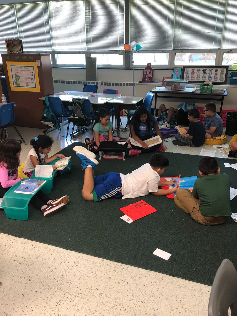 msalmalopez's tweet photo. Partner Reading makes the book more enjoyable #gatorsdeserveit19 @GuilfordEle https://t.co/tAsWjkWlAg