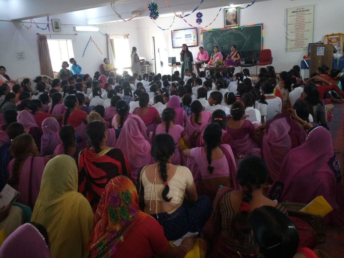 AjmerPmmvy's tweet photo. Matru Vandana Divas celebrate at Janardhan Rai Vidhyapeeth, Hatundi, Ajmer Dr. Anupma tailor, Deputy Director, WCD, Chaired the session #MyFirst #MatraVandanaSaptah
@PmmvyR @RajCMO @MinistryWCD @PMOIndia https://t.co/z3txfv9caE
