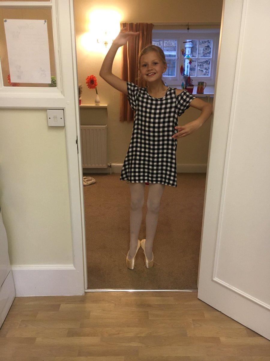clairejos's tweet photo. One exceptionally happy ballerina with her first pair of pointe shoes #pointe #shoes #ballet #rad #dance #intermediatefoundation https://t.co/8FyUyqMqfY