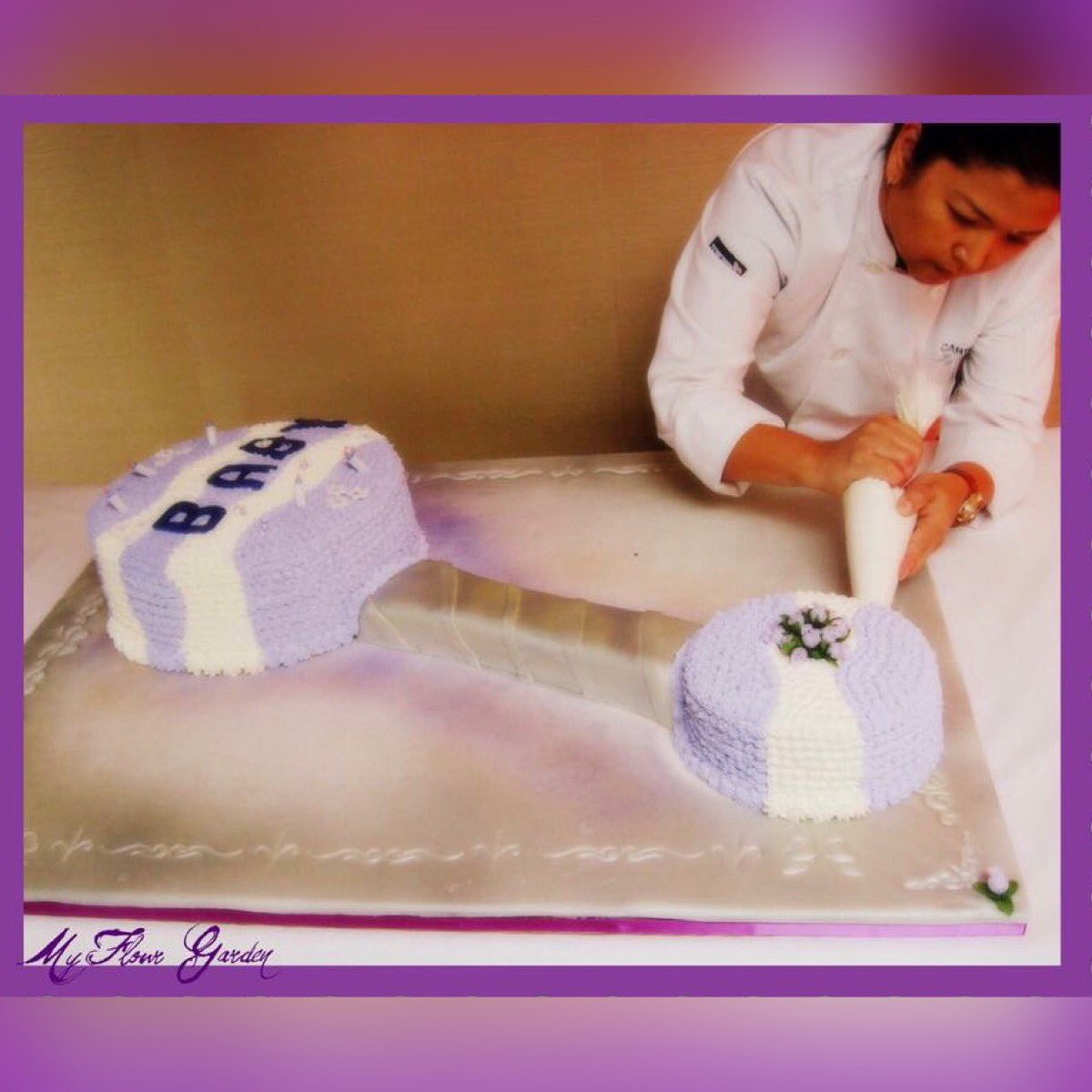 MyFlourGarden's tweet photo. #ChristinaMilian Baby Shower Giant Rattle Cake #ThrowbackThursday #RattleCake #ByYoursTruly #YesIMadeThat #MyFlourGardenBakery https://t.co/9eZsxiUQyV