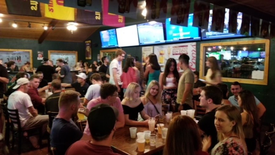 Vine Tavern & Eatery - Rural & Apache tweet media