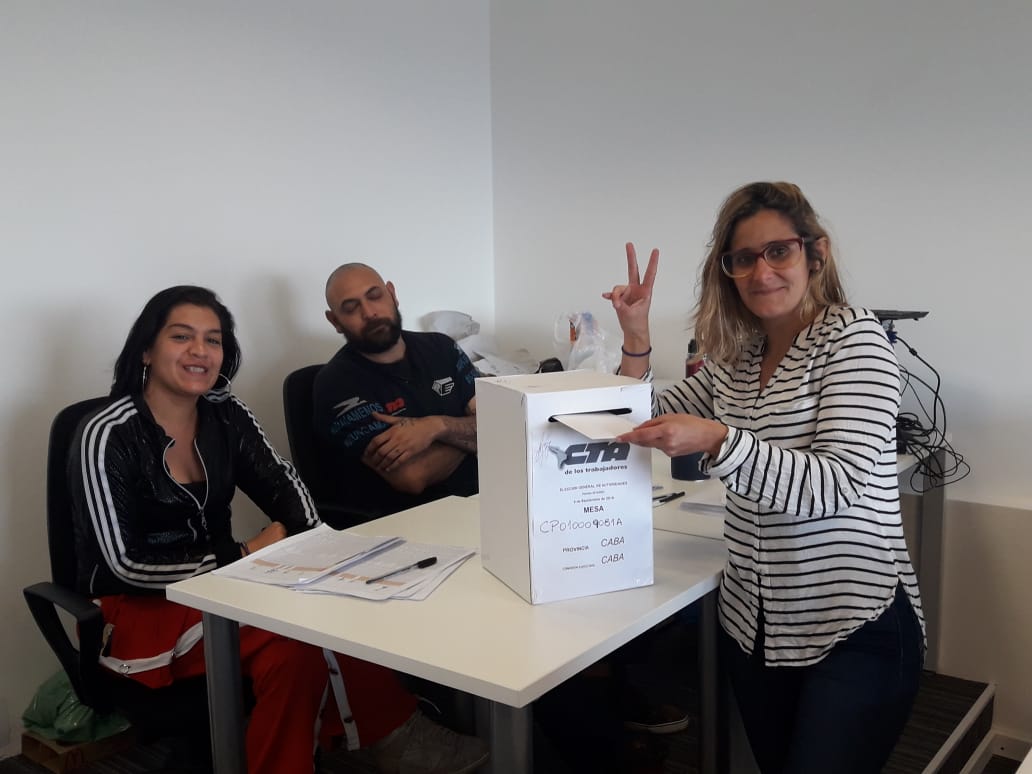 Lista10CTA's tweet photo. Hoy se vota en toda la Ciudad la Conducción Nacional y Distrital de la @CTAok. 
Porque la #LaUnidadEsElCamino votá #Lista10, @HugoYasky, @DanielCatalano_  y @edgardollanoapa  en la Nacional, en la Ciudad  @Eduardoute, @maribelensotelo y @manucho38
#EleccionesCTA https://t.co/PYIZve7xbe