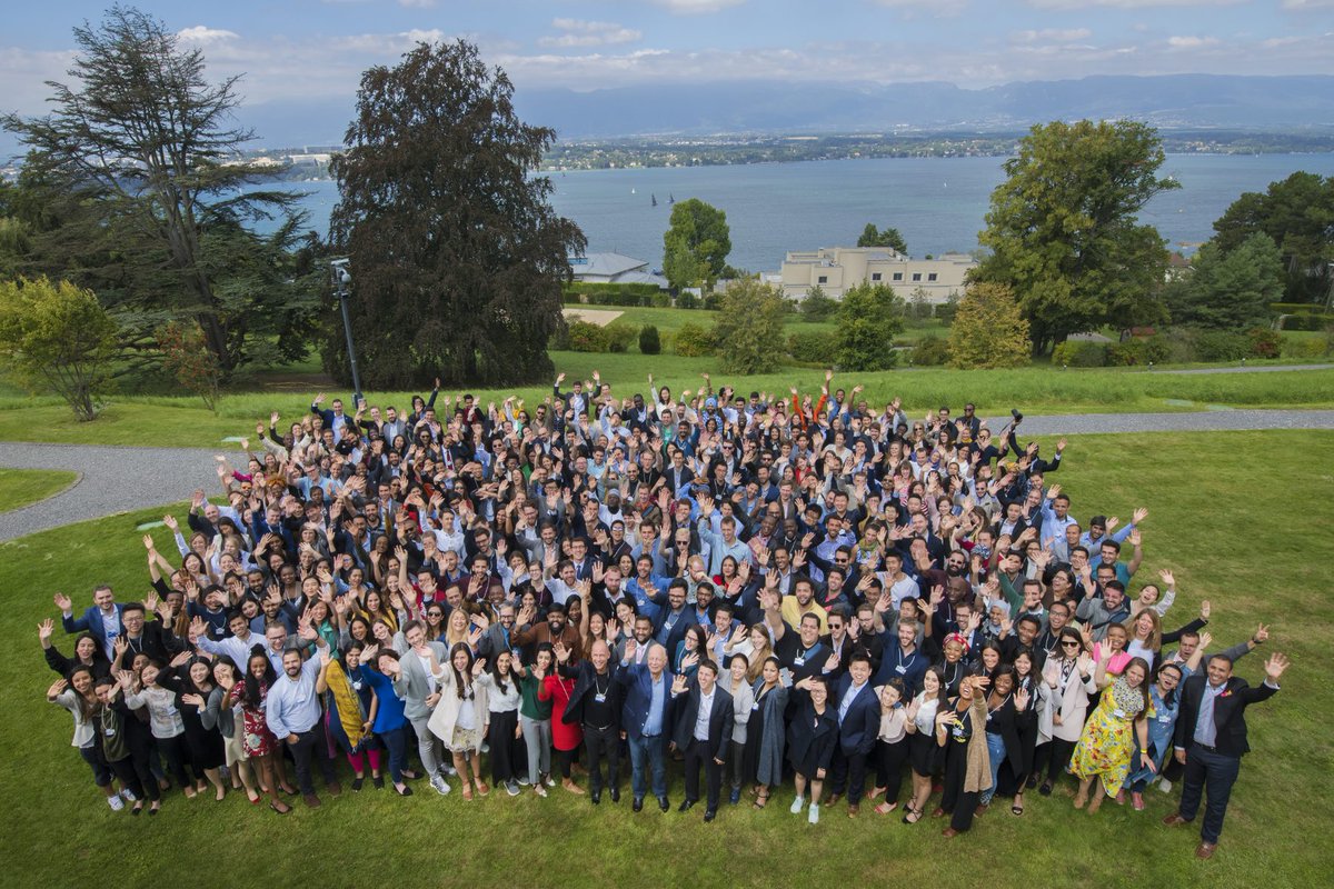 “Este Summit me dejo claro el propósito de ser Global Shaper y la importancia de nuestra comunidad en el mundo. La oportunidad de compartir y discutir ideas con jóvenes de todas las culturas es única, me cambio la vida. ”. - <a href="/AlanTaveras2/">Alan Taveras Sepúlveda</a> , curador San Juan Hub. #ShapersSummit