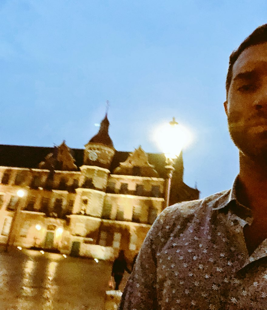andreapizzelli's tweet photo. Cloudy night in Düsseldorf https://t.co/XdgaHAIjLv