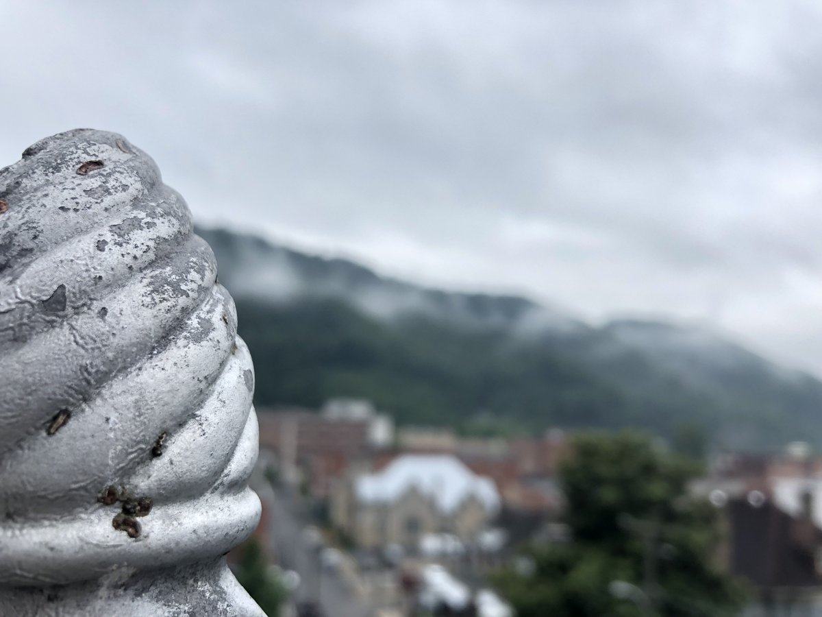 chrisbito's tweet photo. We had an incredible view of Logan, West Virgina while we we're there for our mission trip. We did a lot of great work, and saw a lot of amazing sights. https://t.co/8xHCB1gw0S