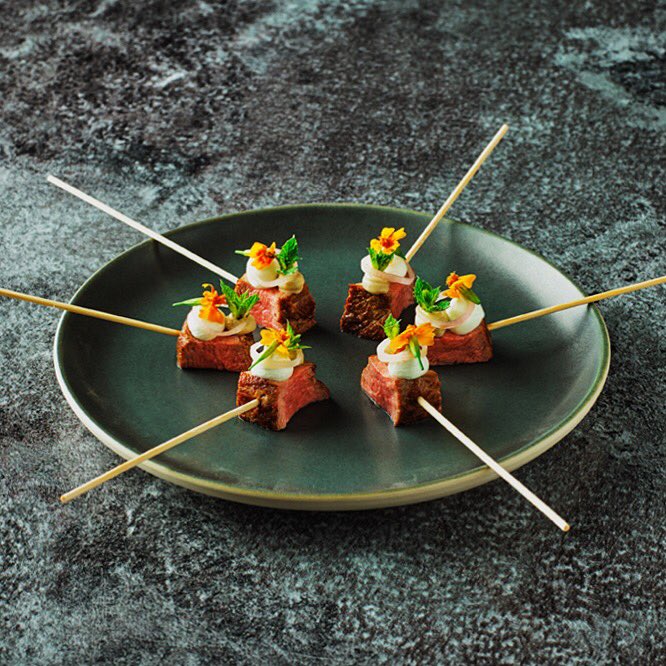 bluestrawberry_'s tweet photo. This Autumn/Winter canapé combines deep umami &amp; smoke flavours with the bright freshness of mint. Cannon of lamb, smokey aubergine, strained yoghurt &amp; mint
@williamreavell @GoodfellowsLtd
#autumnwinter #autumnwintermenu
#events #event #eventfood #eventcatering #eventcaterer #food https://t.co/GMjbFhavcY