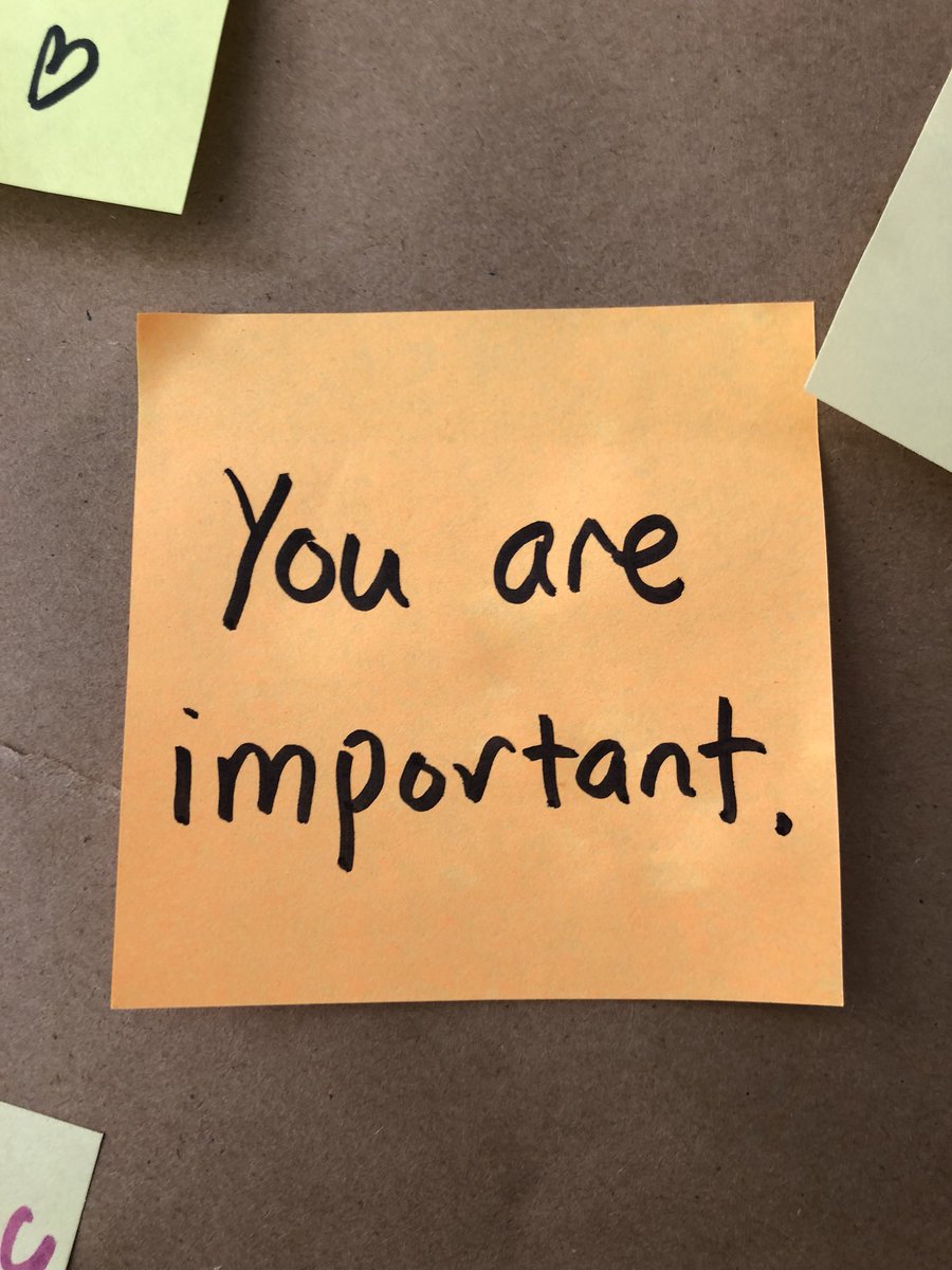 TheMikeMohammed's tweet photo. Thank you to @RJLANGTDSB staff and students for making my day. I took these three intentions away from your board! #mademyday #thankyou #love @kgfalcon @lstrangway @LC2_TDSB @tdsb_helen @JoyReiter1 #edchat #lrnchat #tdsbfirstweek #BacktoSchool https://t.co/wVYT7BCFhD