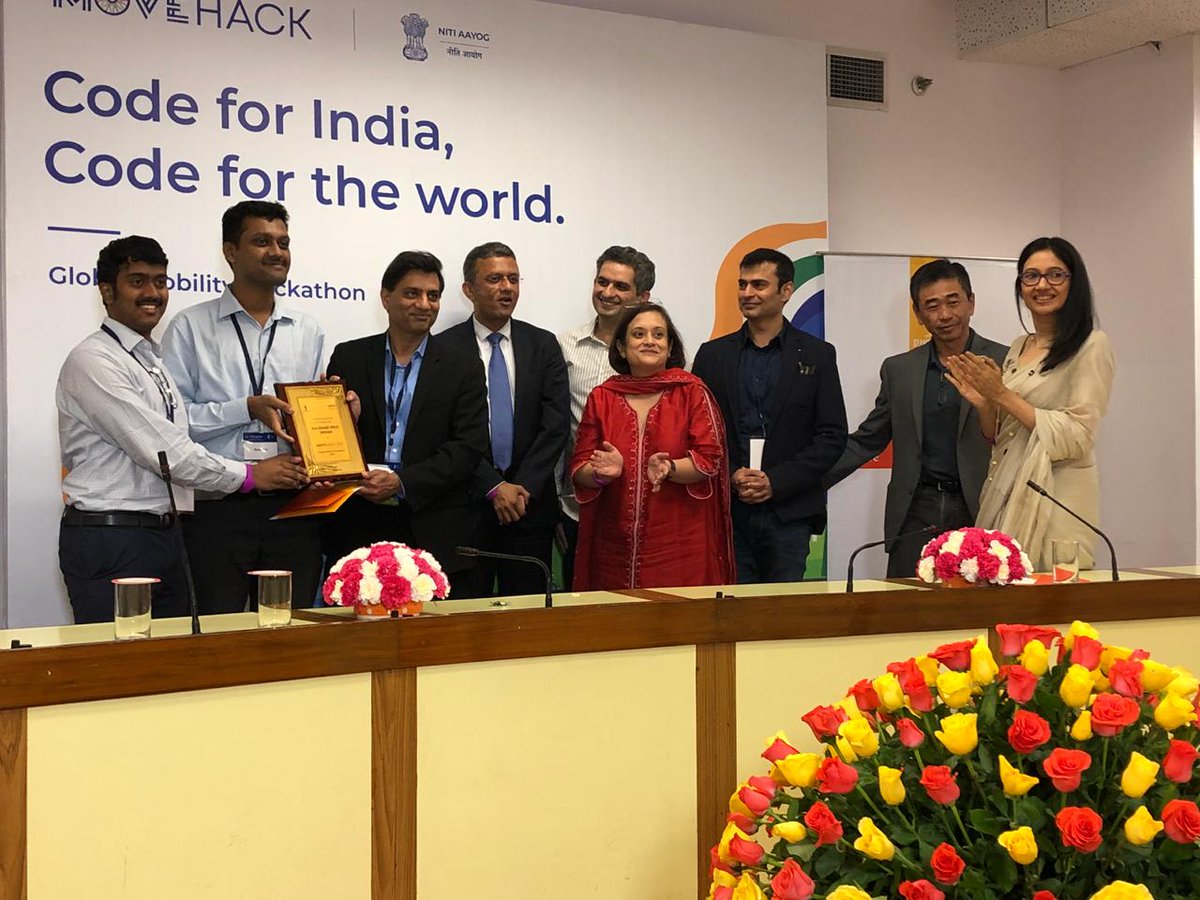 MoveSummitIndia's tweet photo. The runners up for #MoveHack2018, Team DynaMove impressed the jury with their idea of a low cost, plug and play driving assistance for a safe #FutureOfMobility. The enthusiasm of the two member team from @iitmadras affirms our belief in the young and #NewIndia. #GMS2018 https://t.co/urewlKL9rQ