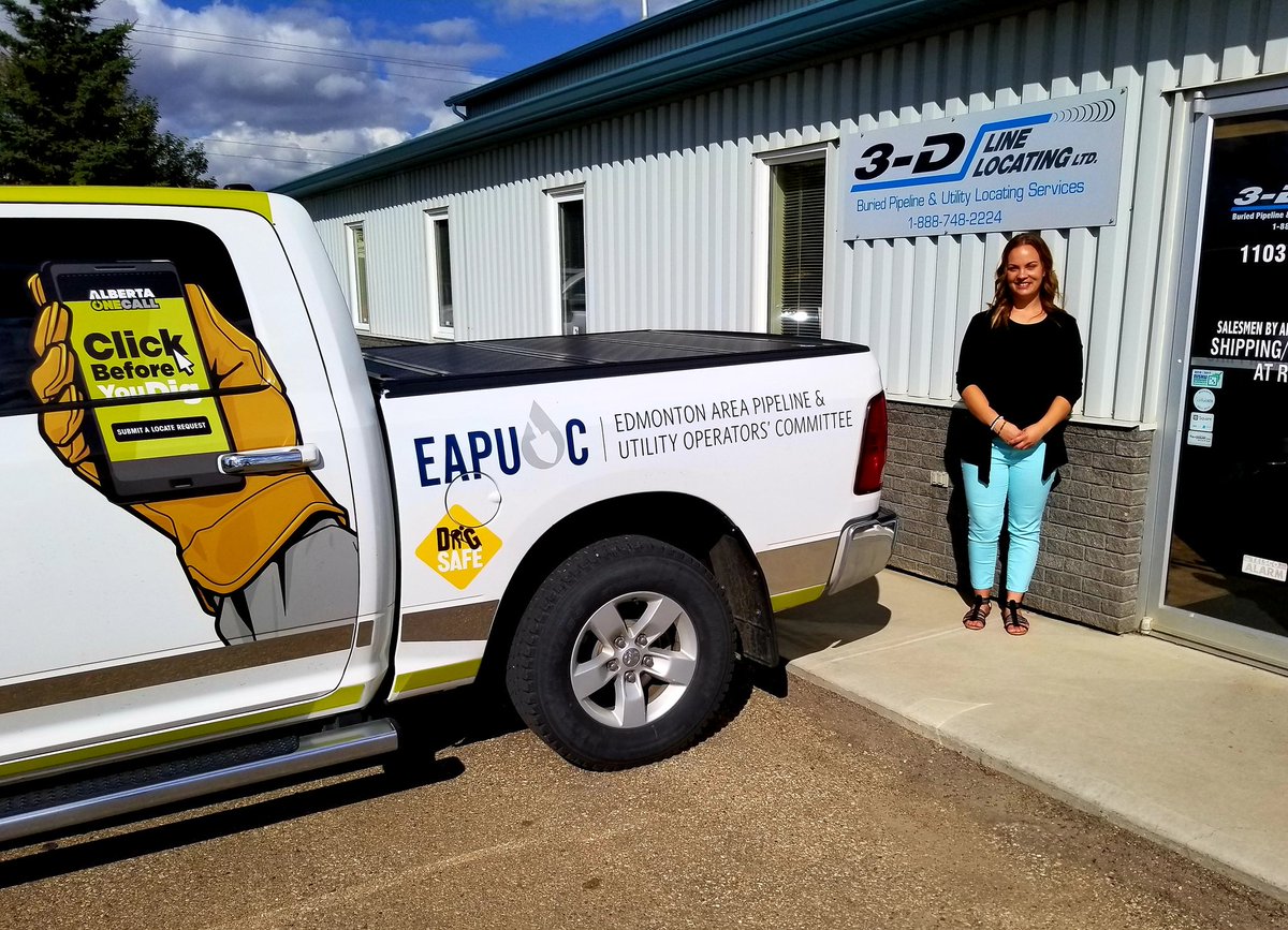 DigSafeMetroYEG's tweet photo. 3-D LINE LOCATING has been on the front lines of #DamagePrevention for 20+ years. LINDSAY took a break from her VP duties to welcome #DigSafe #EAPUOC for a visit and to trade stories about the busy 2018 #locating season. Keep up the great work @3dlinelocating! #ClickBeforeYouDig https://t.co/w7rB01qtPQ