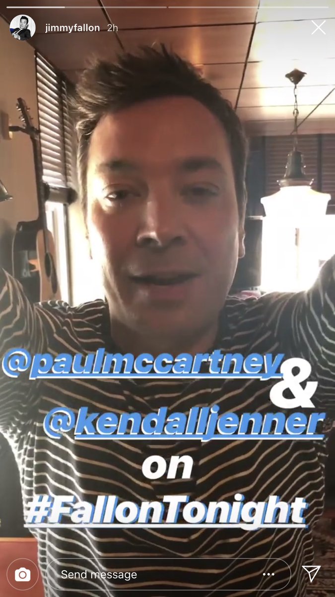 mlovesfallon's tweet image. LOOK HOW FREAKING CUTE OH MY GOD