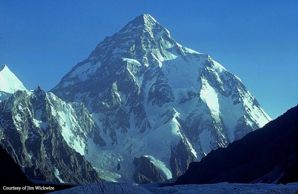 SeaTimesSports's tweet photo. K2 has the second-highest death rate of the world's 14 tallest peaks. “It’s a savage mountain that tries to kill you.” 

40 years ago today, an expedition featuring a strong Seattle contingent became the first Americans to conquer it. | 🏔 @StoneLarry: https://t.co/VqQ7BaQKuW https://t.co/qZYT1TOcqM