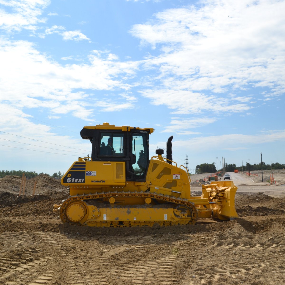 Ess Di Twitter Komatsu D61exi 24 Automated Dozing From Rough Cut To Finish Grade Award Winning Slant Nose Design No Blade Mounted Sensors Do You Want A Demo Get In Touch With