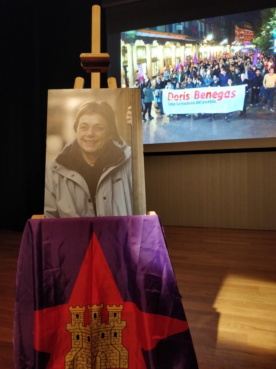 Les grans dones mai no marxen si estirem el seu fil roig i morat <a href="/Homenatge_Doris/">Homenatge Doris Benegas</a>