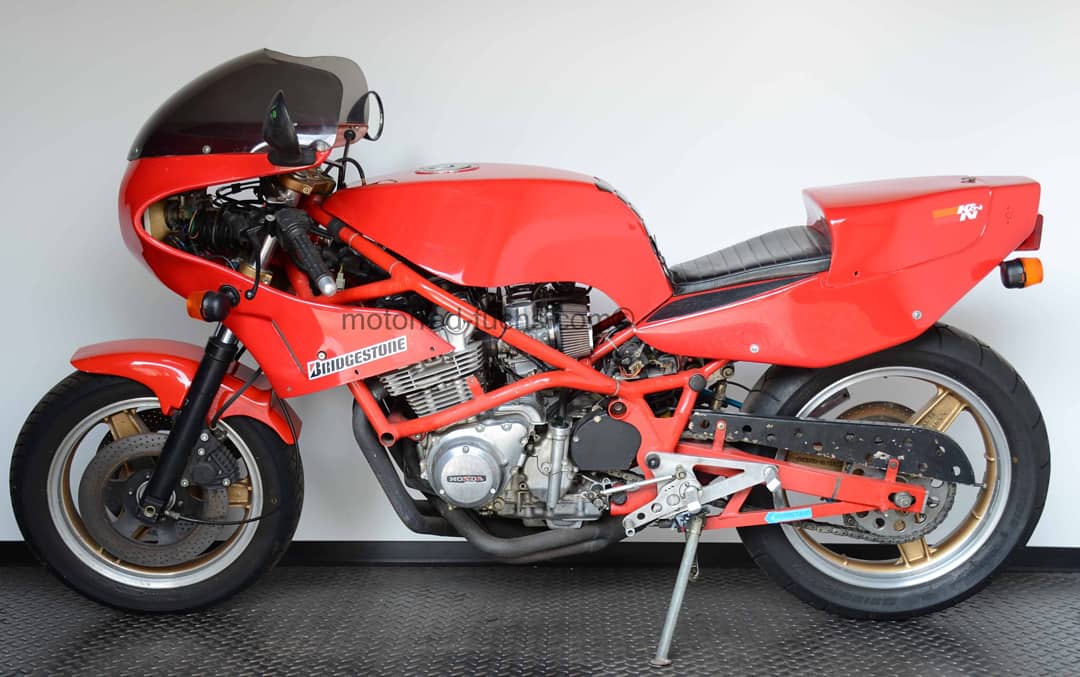 MotorradFuchs's tweet photo. Moto Martin M16 Honda Boldor
https://t.co/i3EsPZ7O0l
#egli #rau #jung #demharter #Rickman #France #PaulRicard #godet #motorcycle #classicracer #vehicle #classiccars #allovertheworld #new #MotorradFuchs https://t.co/YPjo50L6je