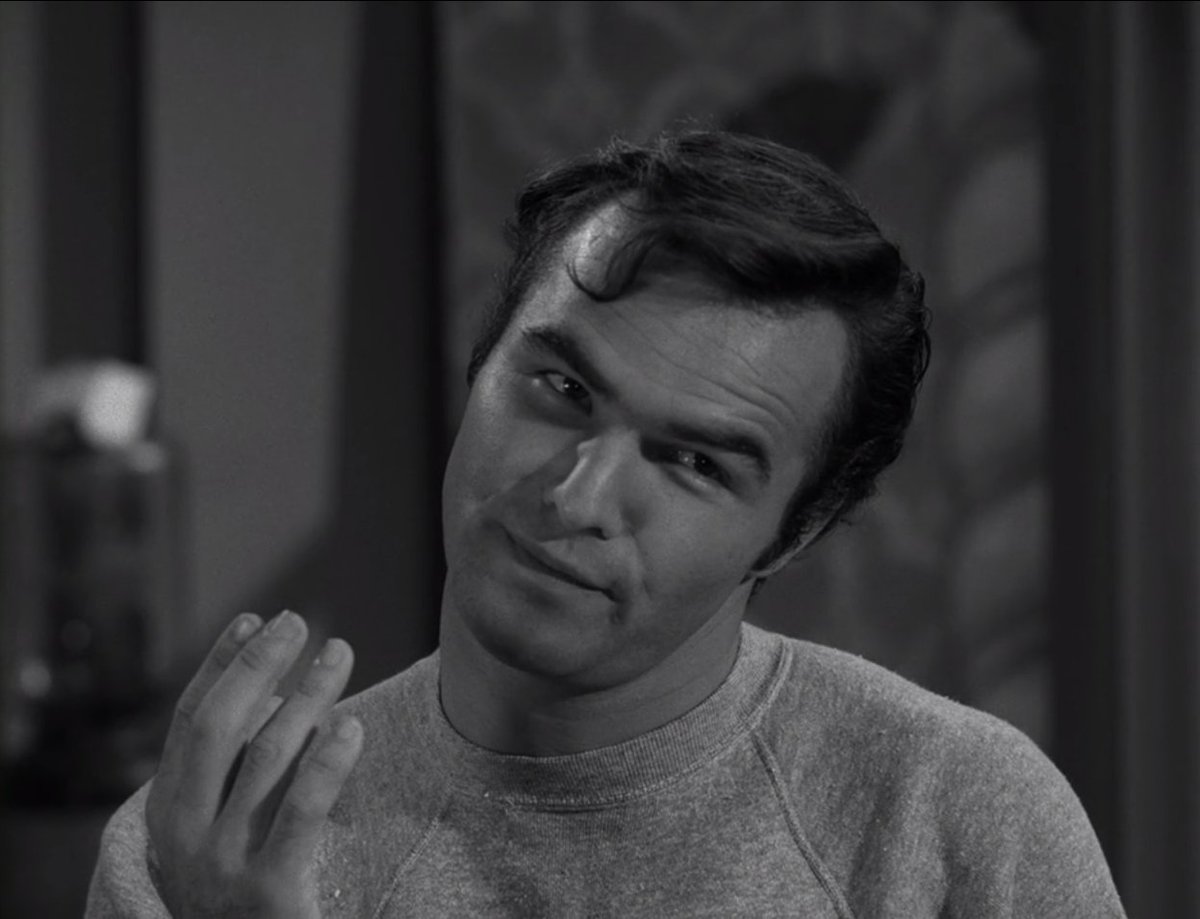 TheNightGallery's tweet photo. RIP, Burt Reynolds. Not many Twilight Zone fans remember "The Bard" fondly, but just about everyone appreciated your send-up of Marlon Brando.

#S4E18 https://t.co/81jYABYnr1