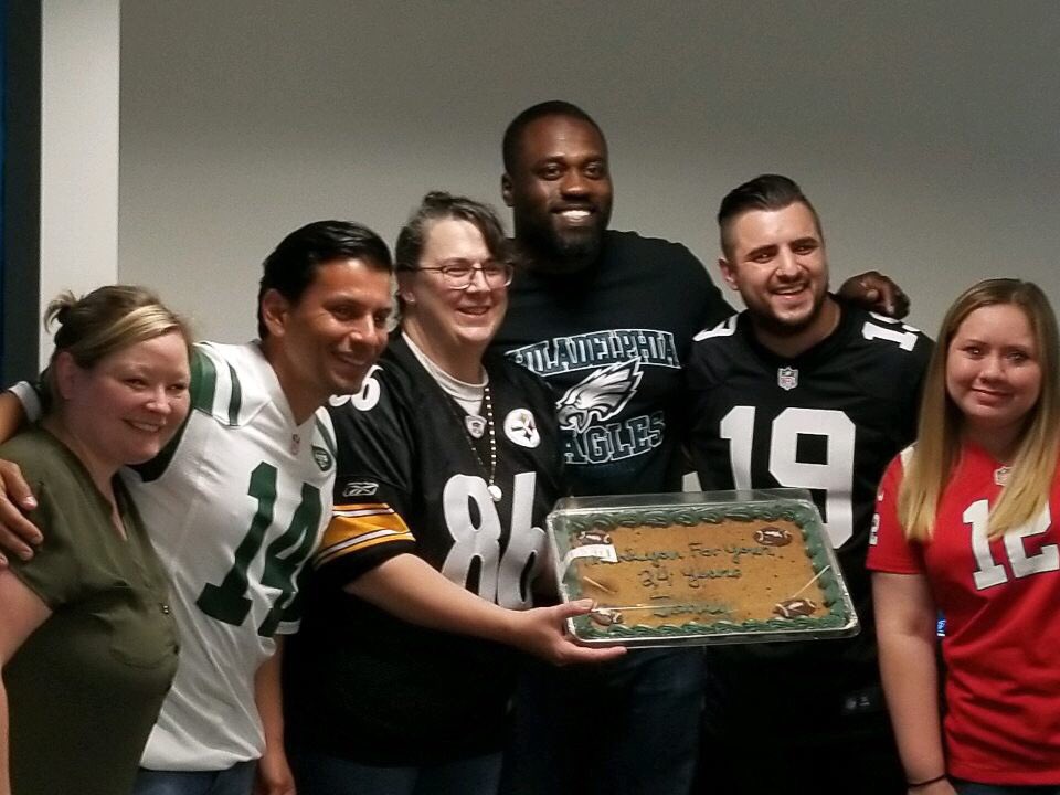 Justin_Balla's tweet photo. Congrats @Jennypie8675309 on your 24th Anniversary with At&amp;T!! We appreciate you and everything you bring to the team! #TPF #OHPA #NeverSatisfied @judy_cavalieri @VictorRivera916 https://t.co/yOD1m5qKYM