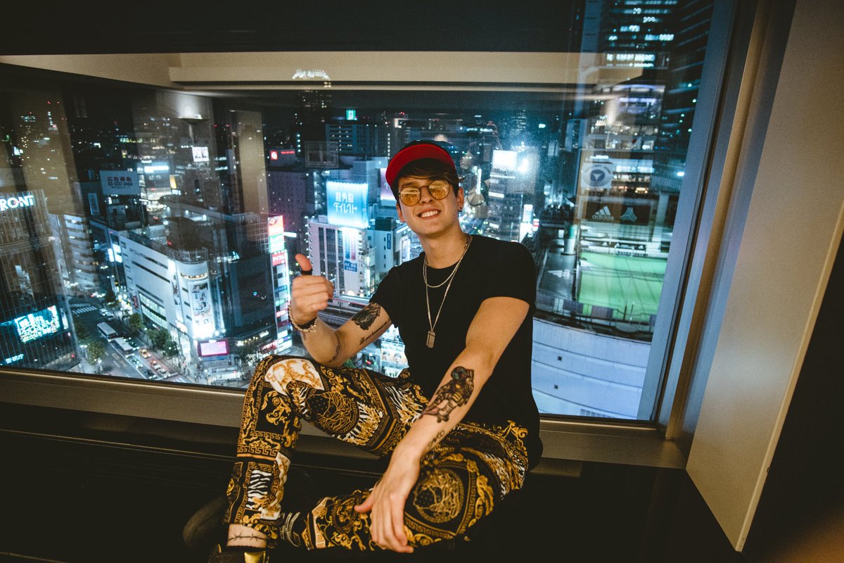 christophervele's tweet image. Tokyo Japan 🇯🇵 🙌🏻♥️