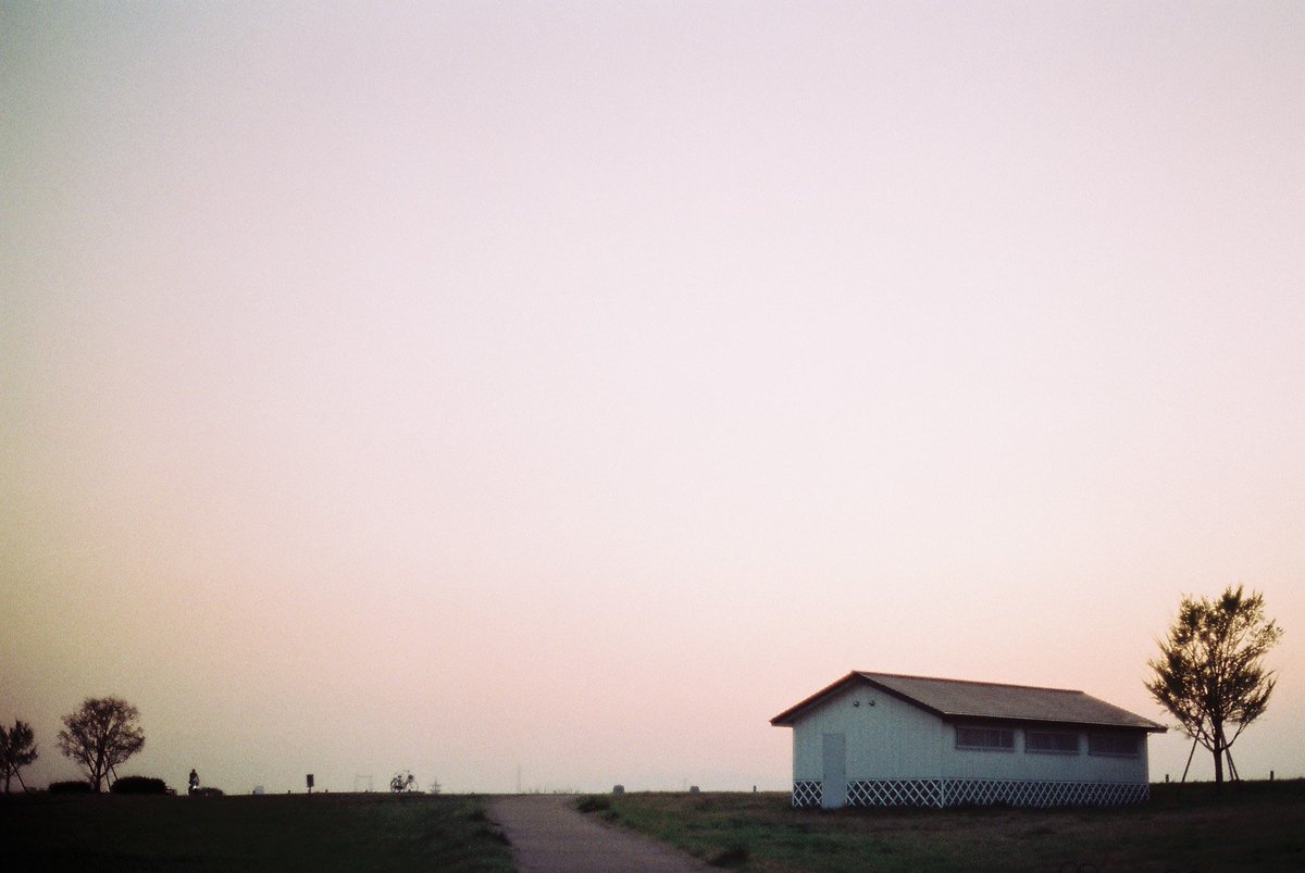 txispic__'s tweet photo. 春に撮ってたフィルムを現像してきた.

#film #coregraphy https://t.co/C5pXYHvhBg