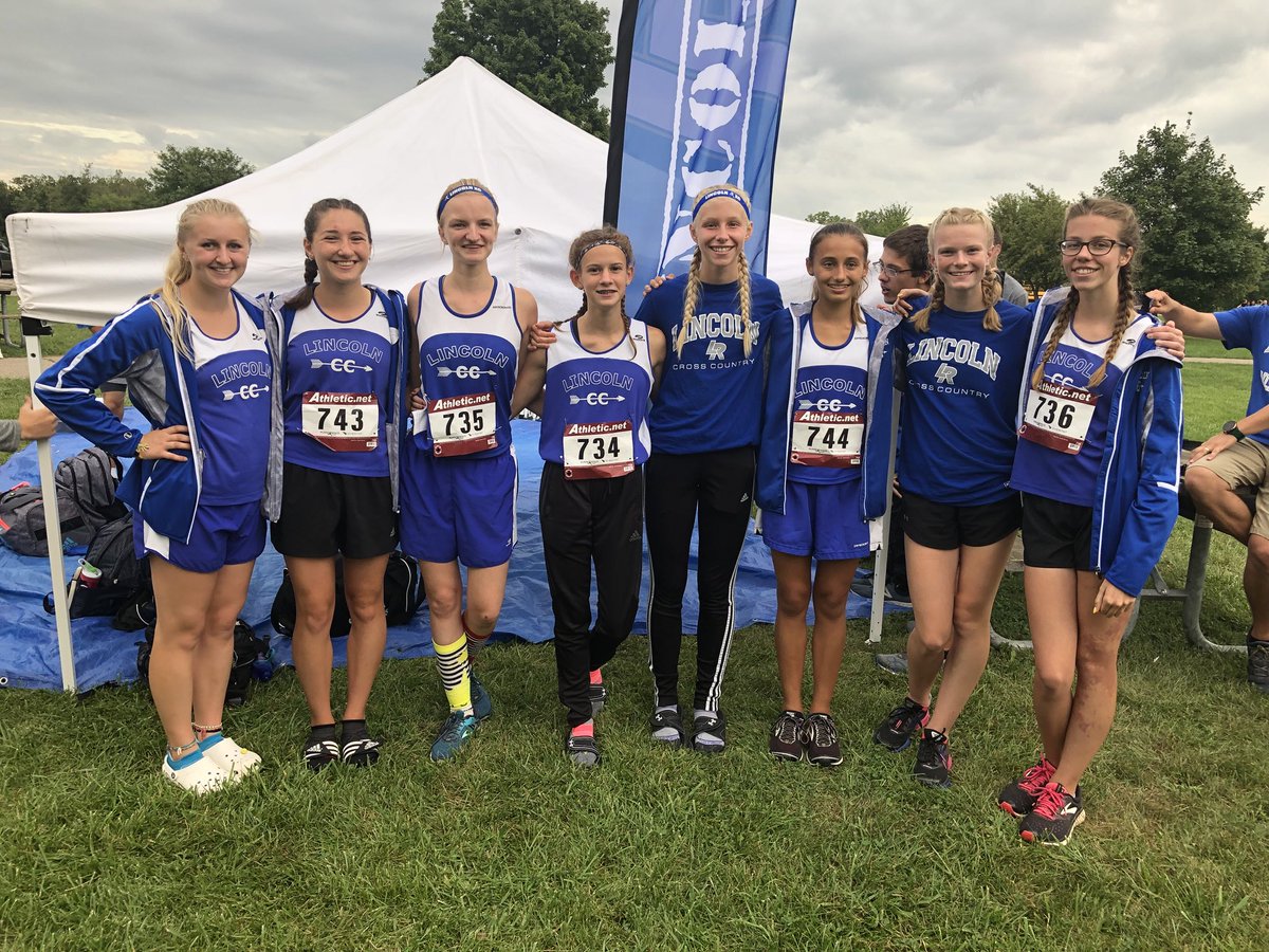 kate_moff's tweet photo. HUGE congratulations to Coach Brower and the girls XC who finished in SECOND place and to Coach Caine and the mens XC team who finished in FOURTH place in the SEC white at today’s Jamboree #SplitterStrong https://t.co/PbYgvlRKym