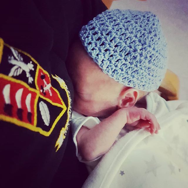 Viking_Boris's tweet photo. Yo little man, whilst you may not know it yet whilst you bury your sleepy head into my smelly armpit at around midnight I'm already so proud of what you've achieved. Keep it up little legend. ๐ช#scbubaby #nicubaby #preemie https://t.co/73GbaDtm7x https://t.co/1QWya5isu3