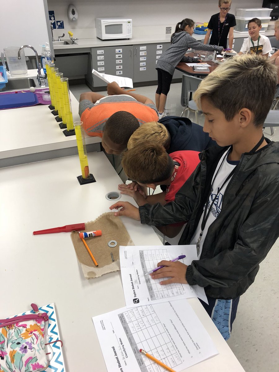 MrsOliverWCE's tweet photo. Working on our Matter Review in Science! Kids did great using 6 objects to review mass, volume, float/sink, magnetism, and physical properties! #wcerangers #matterlab #reviewtime https://t.co/uHmvxS645k