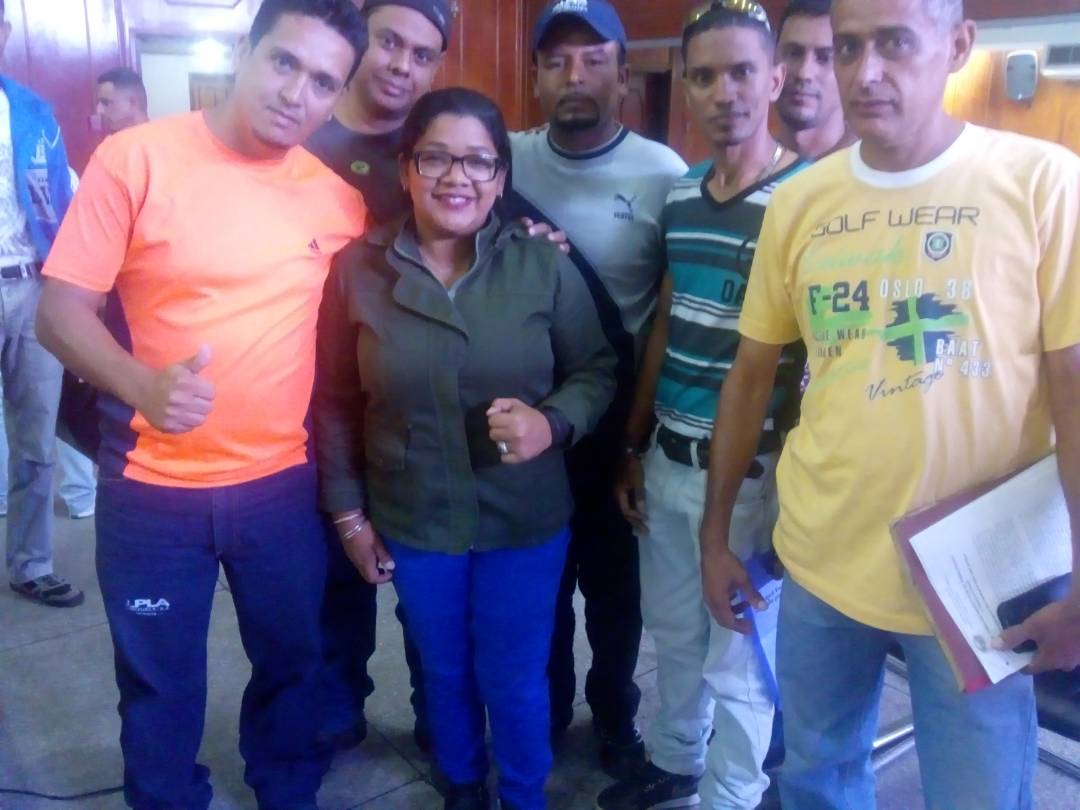 DipMiyer's tweet photo. Trabajadores de anaplas participaron del congreso Constituyente obrero en el marco del capítulo juventud, debatiendo sobre el papel de la clase y los procesos productivos .@JObreraCBST #ClaseObreraResteadaConMaduro @EduardoPinateS @rafaellacava10 https://t.co/E152RXCEhu