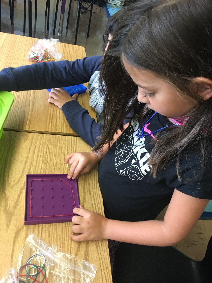hannahyoskovich's tweet photo. We’ve been working hard all week on building relationships with each other and routines. Today we worked on sharing while we explored our math tools! #iteachfirst #hillcrestk4 @HillcrestElem https://t.co/gmruU4KOZI