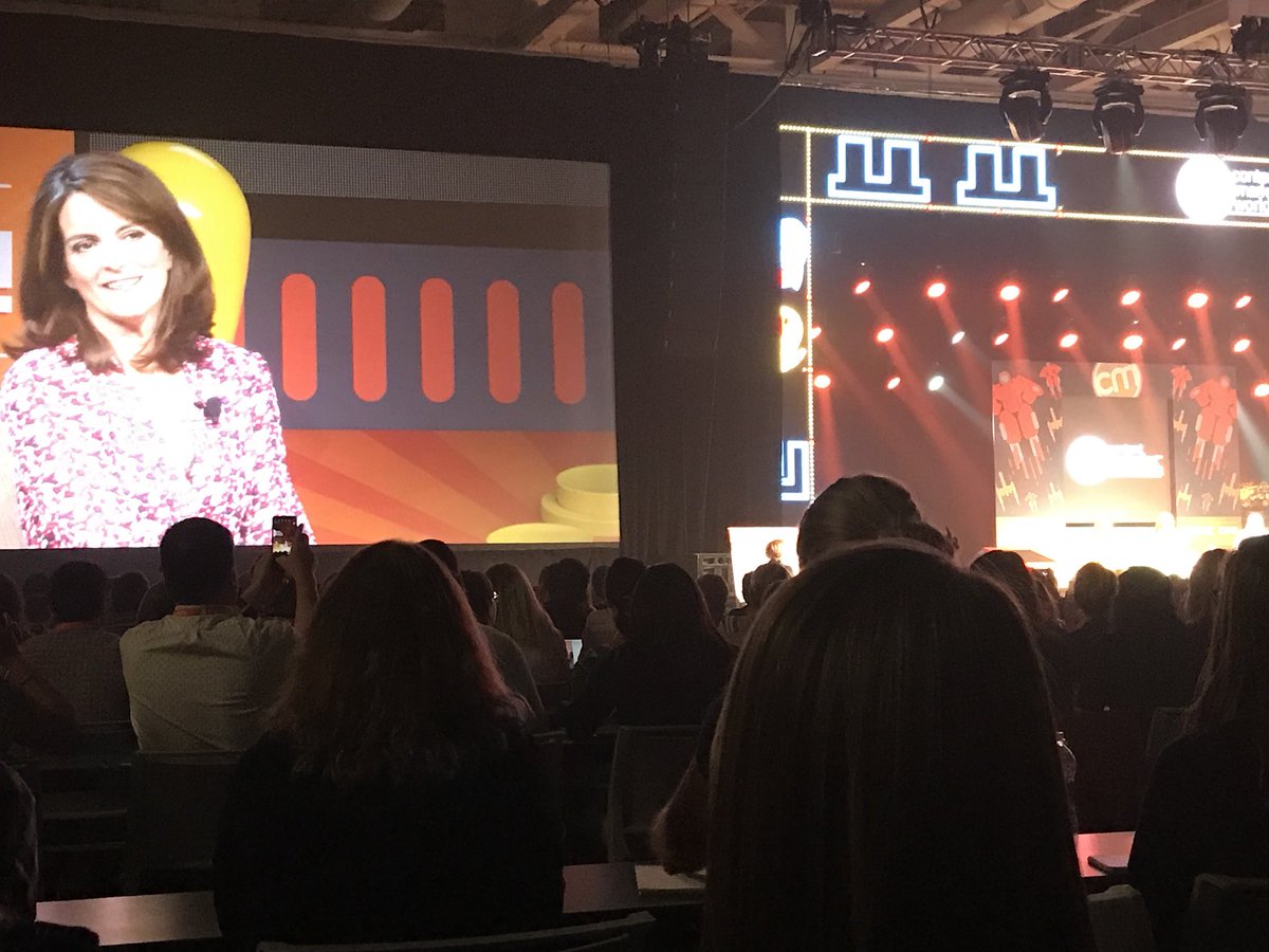 magzsbarr's tweet photo. Tina Fey!!! #cmworld https://t.co/fouOQgG7jm