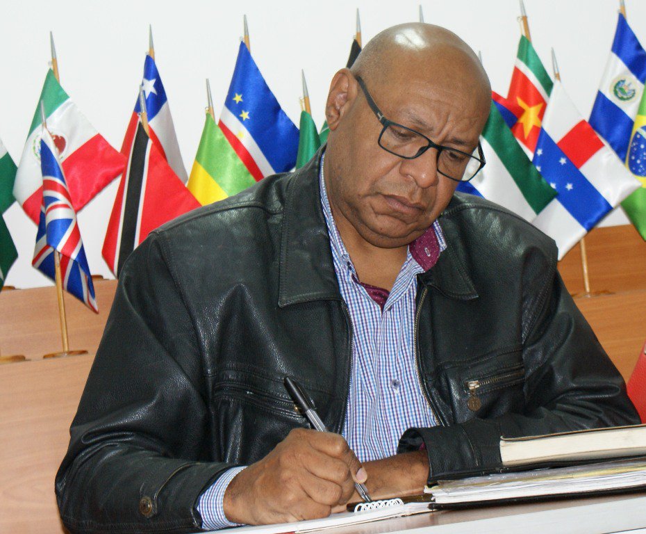 snantidrogas_ve's tweet photo. #Entérate |  El Dir. de @IncodirOficial  Prof. Jesús Escobar participó en la Sesión Ordinaria del Comité Nacional de Investigación para la Seguridad Ciudadana #CNISC del @MIJPVenezuela, en la sede de la #ONA @ppgrillo66 https://t.co/wkqoFeg9f5