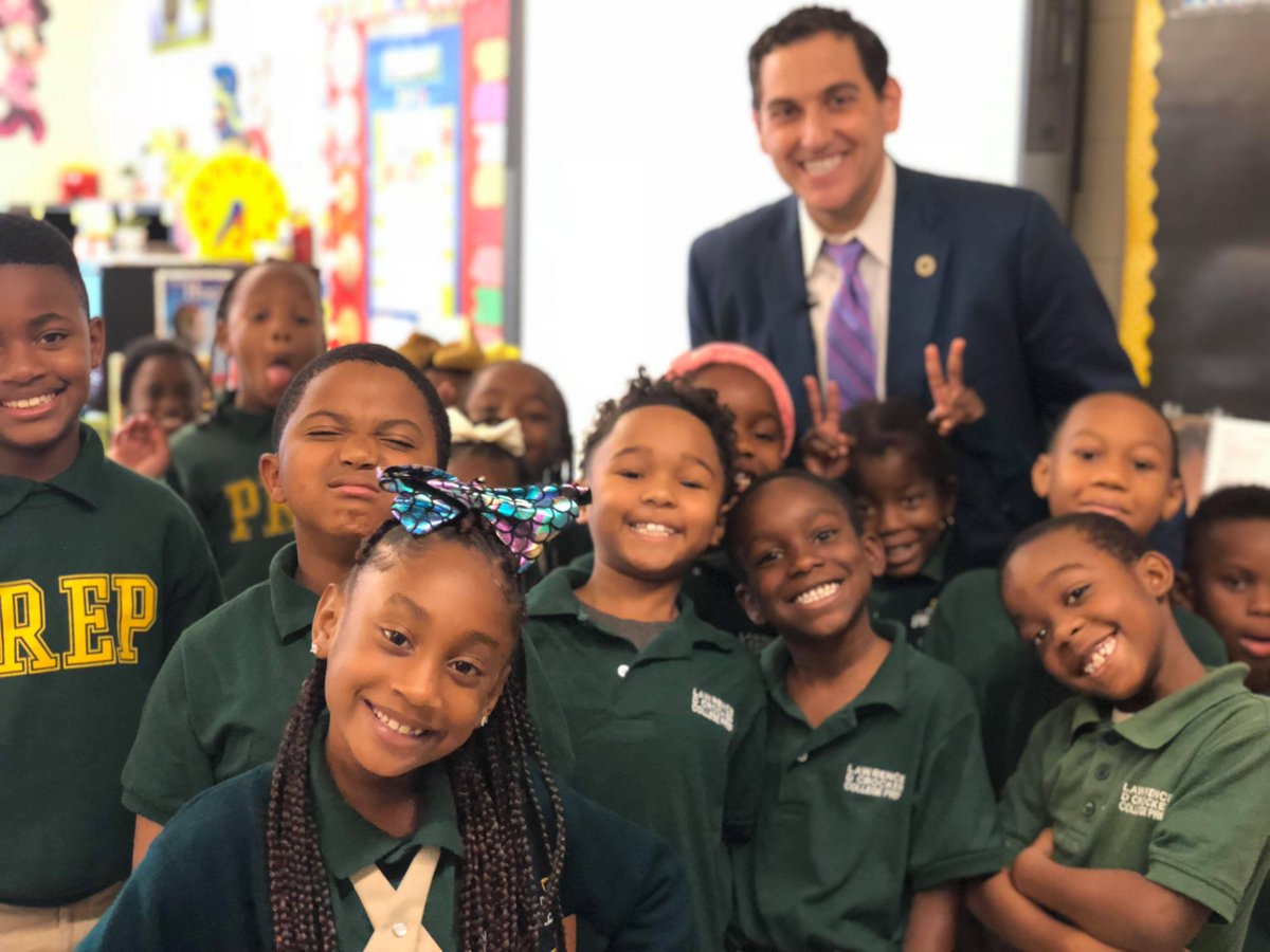 Nolacollegeprep's tweet photo. Thanks Rep. @WaltLeger for stopping by to visit our classrooms. 2nd grade can't stop talking about you and the "Pout Pout Fish." #BackToSchool2018 #LAPCS and @DFERLouisiana #nolaed #lalege #BuildingCommunity https://t.co/w0TDMMHMzF
