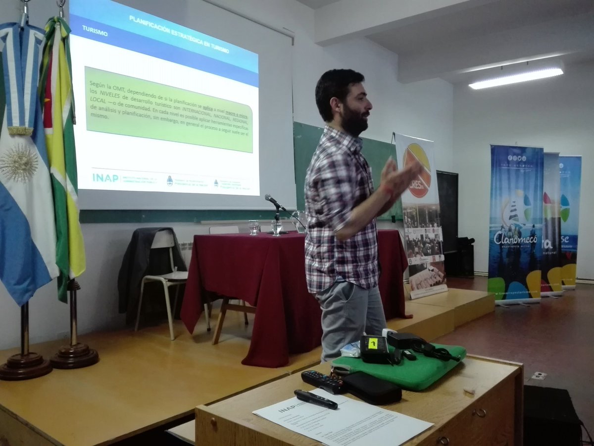 Taller Planificación Turística a cargo del Lic. Oscar Chan junto al @ModernizacionAR e INAP.
@CREStresarroyos <a href="/TresArroyosMun/">Municipalidad de Tres Arroyos</a>