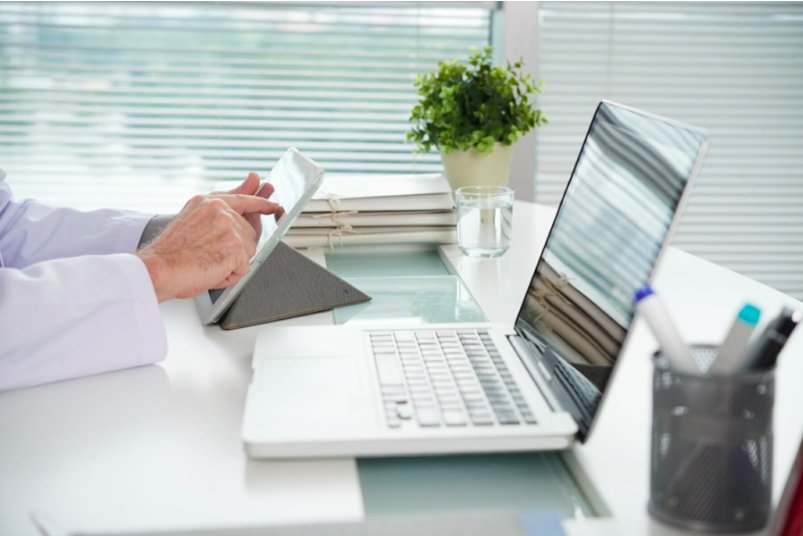PascaleCom's tweet photo. Learn how to reach #HCPs and get them to pay attention. Wise words from our very own @gmpascale via @MMMnews #healthcare #marketing https://t.co/OpovIpaLeq https://t.co/4UcZODFBOu