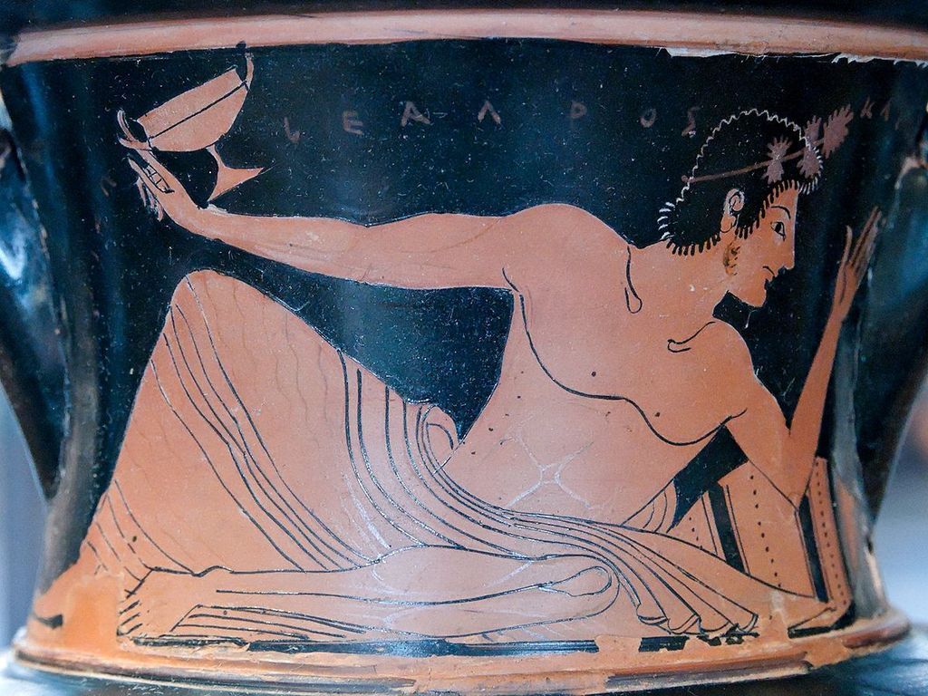 authorshipme's tweet photo. #OldestEver #BeerPong (sorta) [The Culture Trip] Is This the Oldest Drinking Game in the World? https://t.co/LvnAQYw5uP https://t.co/UXO1dYk5nD