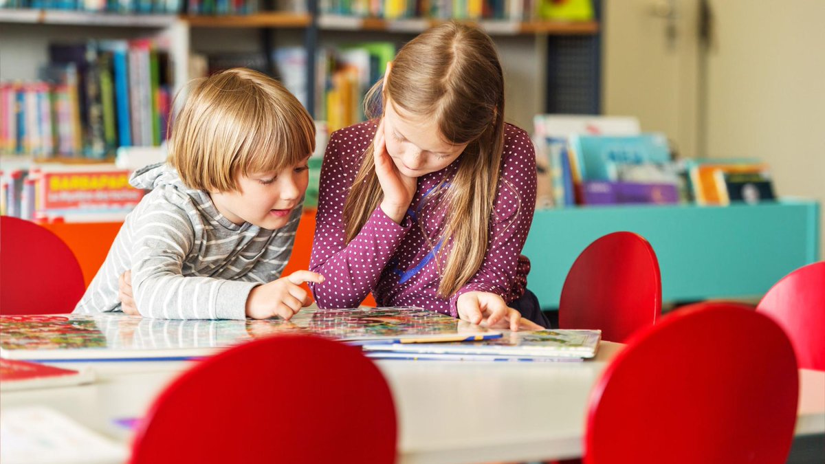 Pairing older elementary students with younger ones for community reading time has benefits for both. The power of reading buddies: edut.to/2M1gu71