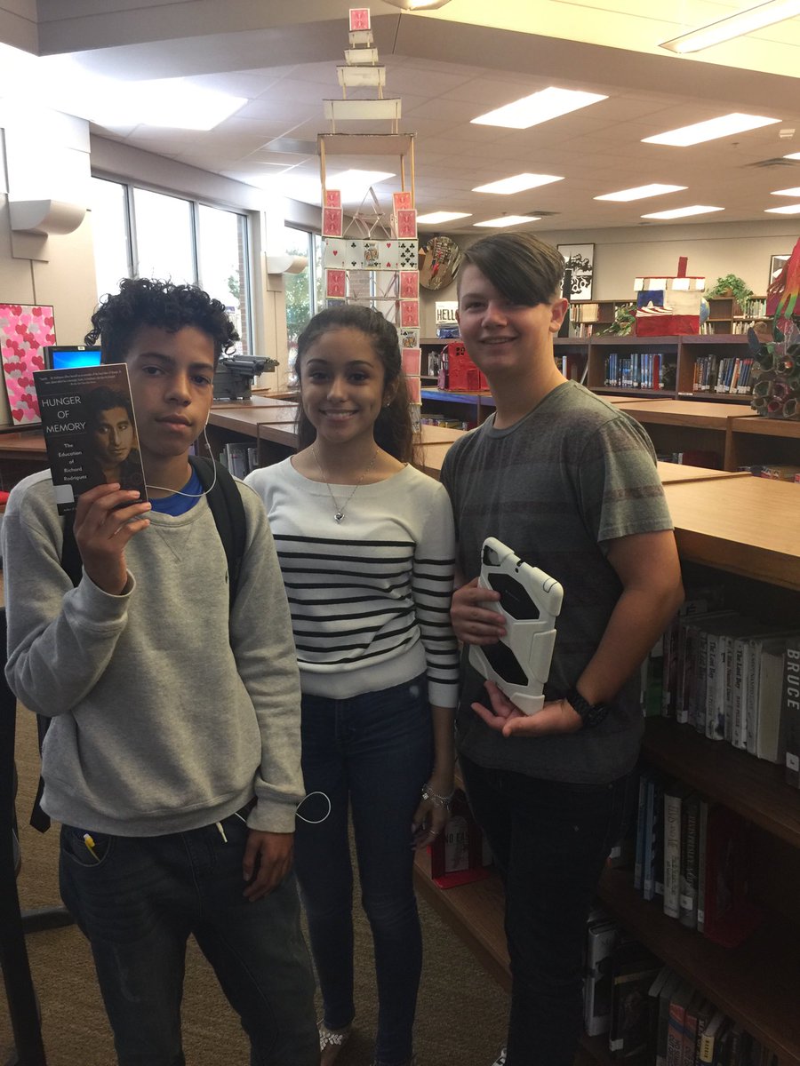 gocougarsread's tweet photo. Whew! Last day of freshman library scavenger hunts with GooseChase! #wereoutnumbered #almost800
#chs2022 ⁦@canyonhscougars⁩ https://t.co/CtCuXxlg6r
