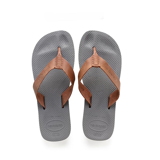 rgsite's tweet photo. RG QUER - A nova coleção masculina de verão de Havaianas acaba de chegar e as sandálias têm em conforto, praticidade, estilo e beleza de fora. SAIBA MAIS: https://t.co/pdDDYpgqNJ #havaianas #rgquer https://t.co/XLBavBg609