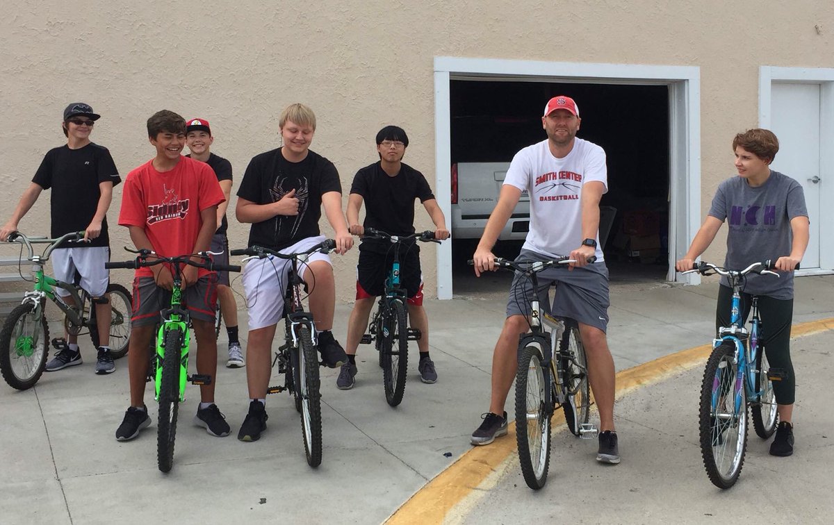 shsjournalism16's tweet photo. #SHS180 Day 15 Raider PE with @coach_lewis1 #bikesquad #lifelongfitness #thepowerofus 
📸: @1975haile https://t.co/RQKp3zh9tF